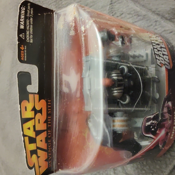 Star Wars Revenge of the Sith REBUILD DARTH VADER Hasbro 2005 SEALED - Picture 2 of 5